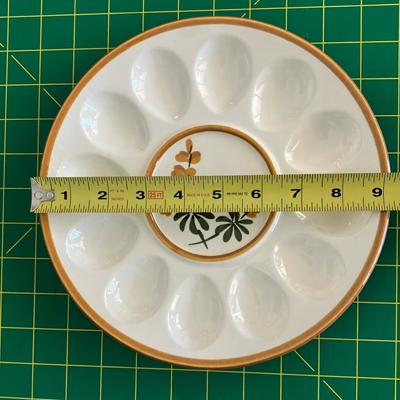 Vintage Stangl Egg Plate - Picture 2 of 4